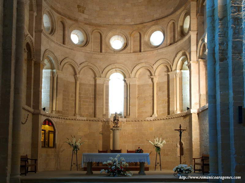 IRACHE ROMANICO EN NAVARRAA.Garcia Omedes